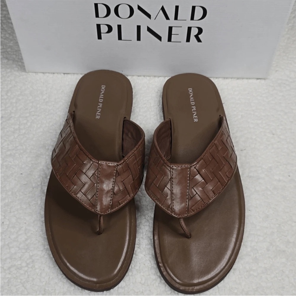 Donald Pliner “Pascal” Brown Sandals - Picture 6 of 9